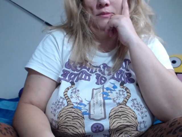广播屏幕截图 maturboobsbig