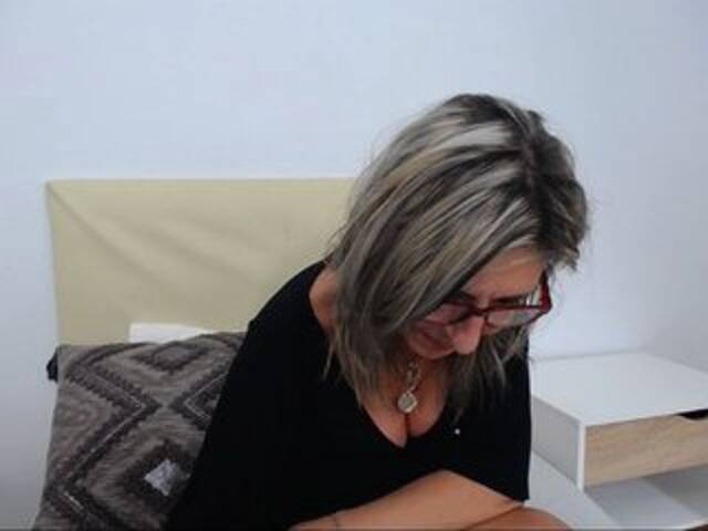 广播屏幕截图 MatureMerryxx