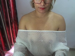 相片 maturesmilfx9 sqrt.350. dp 250,dildo pussy 150 lovense active 300, flash 30