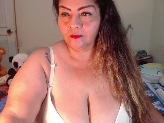 相片 Maturextgreat #bbw #bigbelly #bigboobs #bigass #grandma #milf #gilf #latina @total 600 @sofar 600 @remain 0