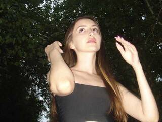 色情视频聊天 May-Rose