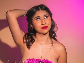 色情视频聊天 MayaMoretti