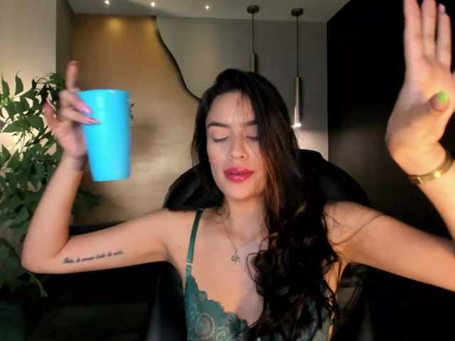 广播屏幕截图 MayaRivera