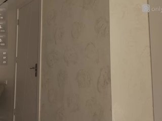 色情视频聊天 MENNDI