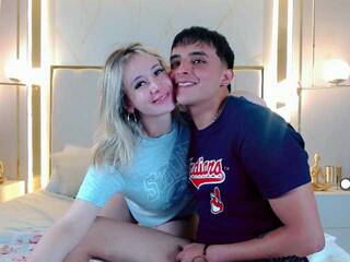 色情视频聊天 MIA-ANDBASTHIAN