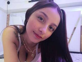 色情视频聊天 Mia-Brown