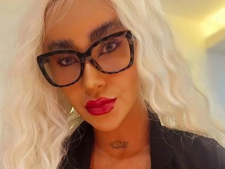 色情视频聊天 MiaBrunette