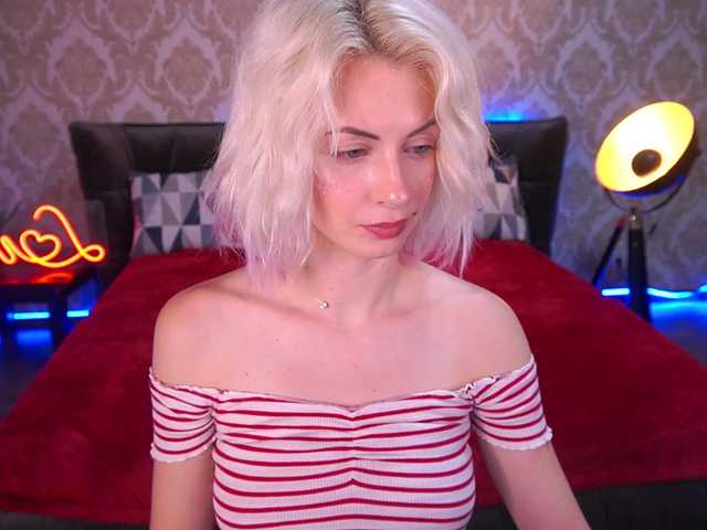 广播屏幕截图 MiaBurkaa