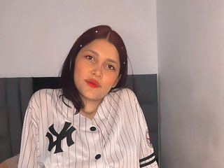 色情视频聊天 miathompson99