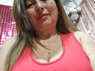 色情视频聊天 miatitsmature