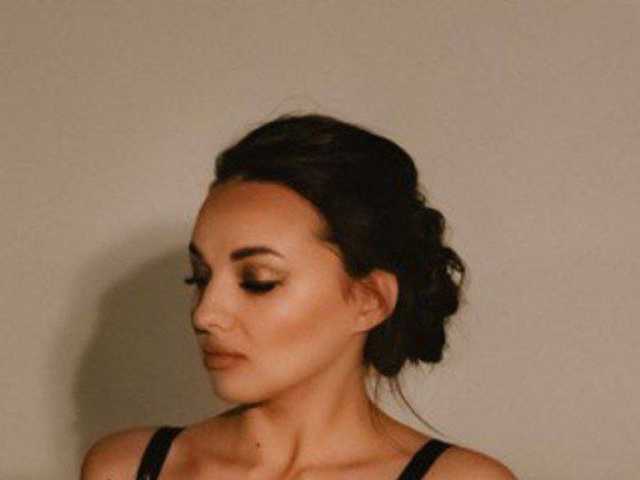 个人资料的照片 Miki-Milash