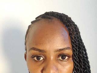 色情视频聊天 Miladoll