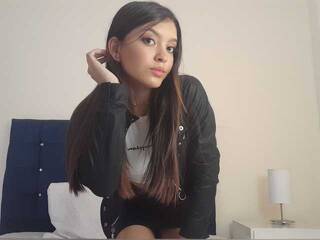 色情视频聊天 MileyMartini