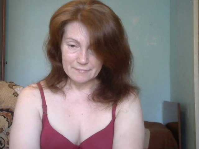 相片 MilfCarrliena Classic milf lets have some hot chat ! pvt , tips are welcome .* no russian