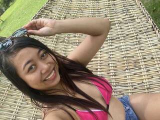 色情视频聊天 million-dollar-boobs