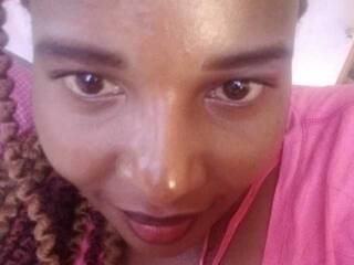 色情视频聊天 Mimah