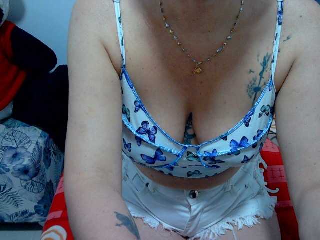 广播屏幕截图 mimisexxxa