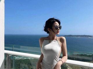 色情视频聊天 Mina23ii