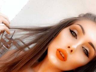 色情视频聊天 MiraBOMB