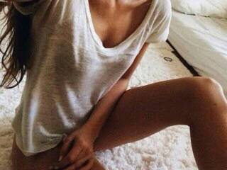 色情视频聊天 MissHotAssx