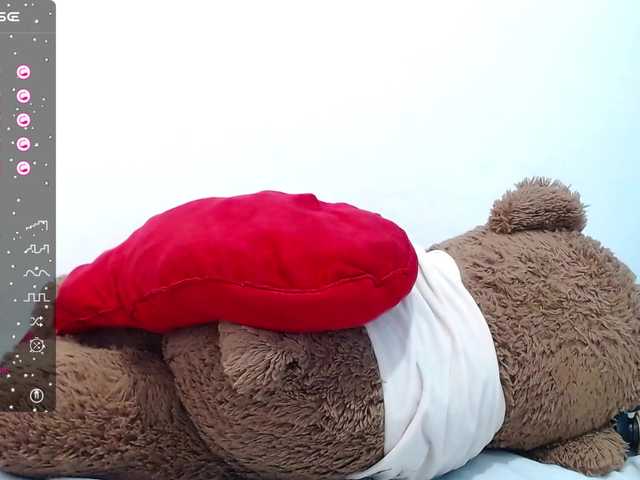 广播屏幕截图 MissStephania