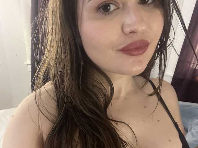 个人资料的照片 mistressNextDoor