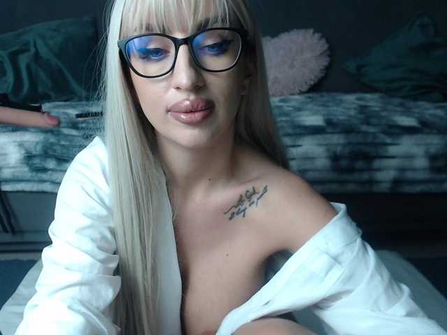 广播屏幕截图 Mistresszora01