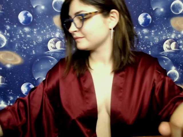 广播屏幕截图 LolaSexTeach