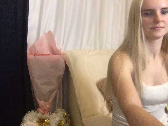 相片 Mollitia HI GUYS) Happy Birthday to mee) GOAL 5000=OIL SHOW/ PRIVATE GROUP ON/ LOVENSE IN PUSSY) Level 1/3/50/180/590/890/ Domi 3 tk/ KISS 7/ LIKE MEE 22/ SPANK ASS 69/ OIL SHOW 555/ C2C 45/ STOKINGS HEELS DRESS 81/ DAY OFF 5555