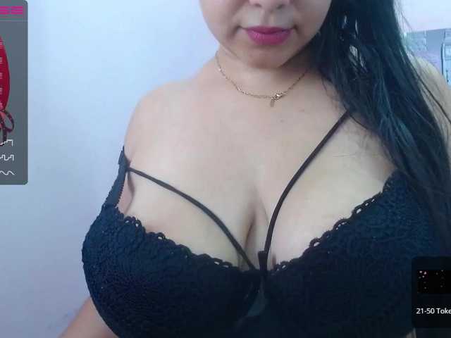 相片 MollyPatrick2 hello guys ❤❤ Welcome fuck me and wet tips make me horny #bigboobs#bigass#latina#lovense#petite#new#squirt [499 tokens remaining]