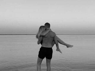 色情视频聊天 _M_O_L_O_K_O_