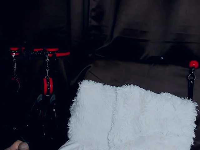 广播屏幕截图 MonicaBlaze