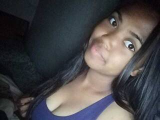 色情视频聊天 Mornih