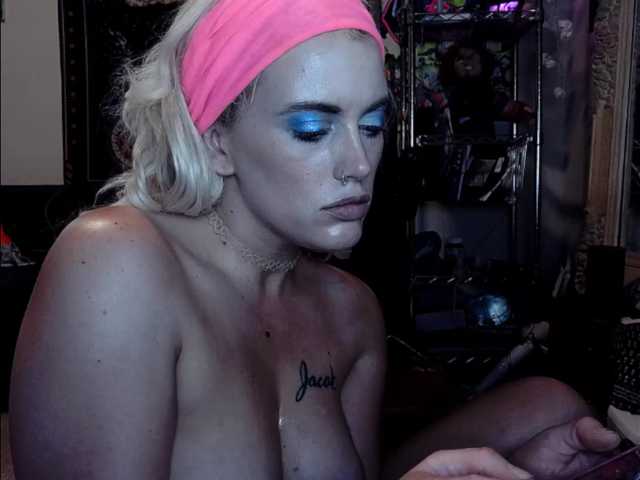 广播屏幕截图 MourningThot