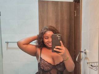 色情视频聊天 Honeyglowlive