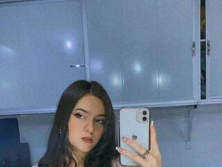 色情视频聊天 Nahiara-Evans