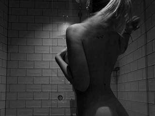 色情视频聊天 Natallie