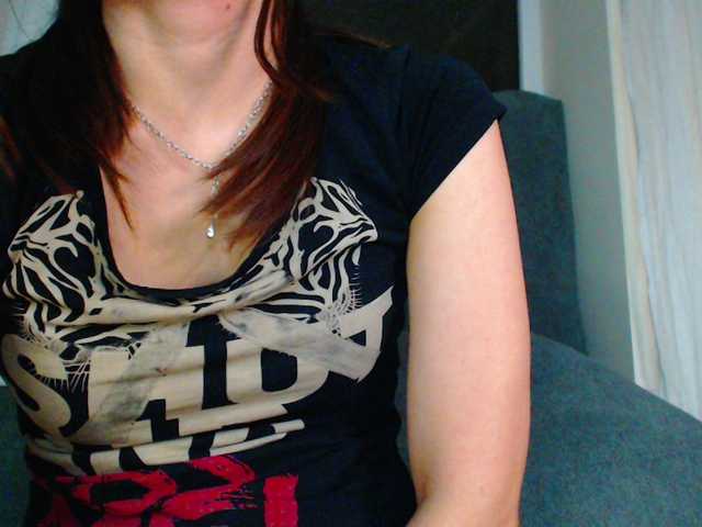 广播屏幕截图 NaughtyHotty