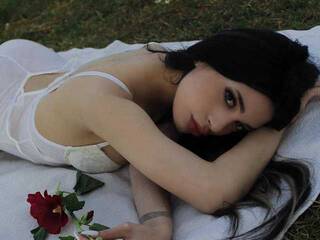 色情视频聊天 KiraCave