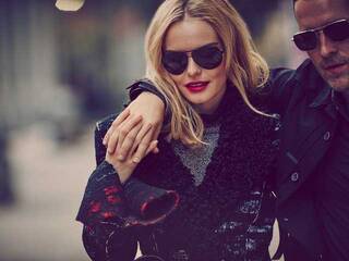 色情视频聊天 Nicol-Nikko