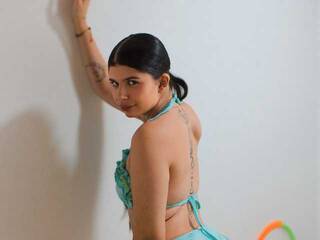 色情视频聊天 Nicolane-Palmer1