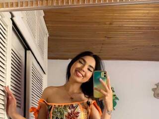 色情视频聊天 Nicolet3