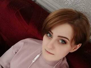 色情视频聊天 NikaRatt