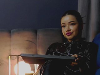 色情视频聊天 NikiBryce