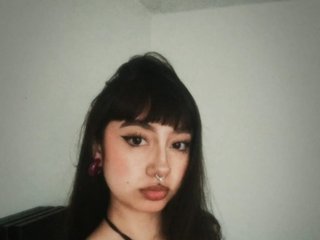 色情视频聊天 Nikol-love