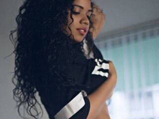 色情视频聊天 NikyyVega