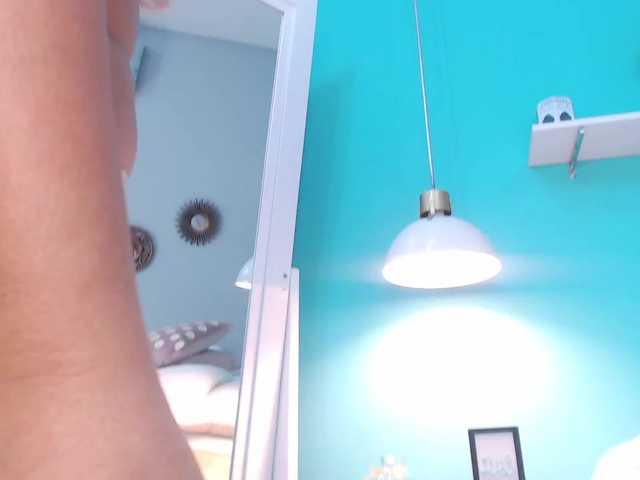 广播屏幕截图 NinaBlade