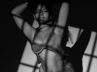 色情视频聊天 NinaCollinss