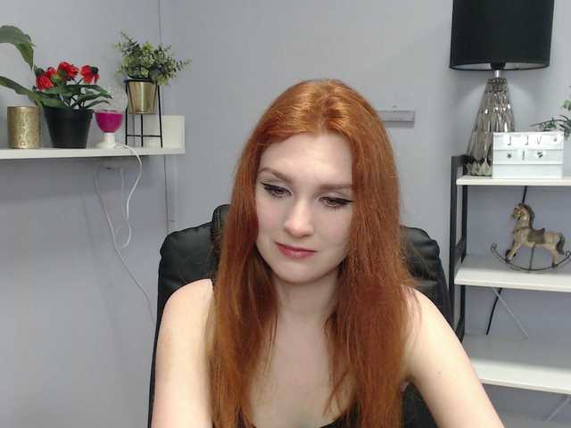 相片 Noemi-Love Make me wet, ill make u sweat :) #sexy #petite #tease #cfnm #domina #redhead #natural #naughty #joi #cei #cbt #sph #fancy #fantasy