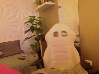 色情视频聊天 nyanyadolls